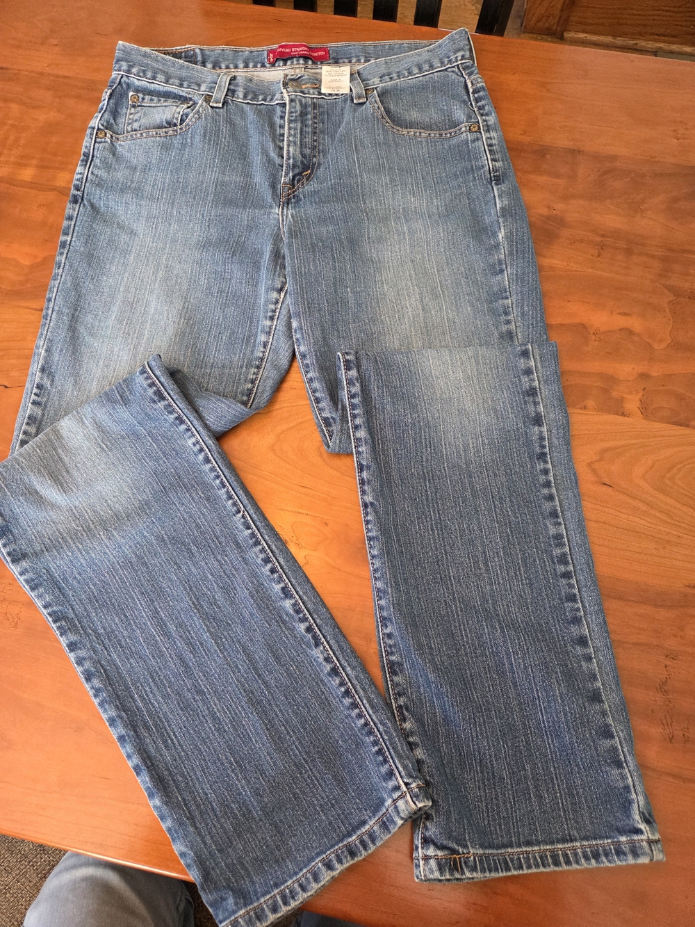 Woman's Y2K Nouvea Straight Stretch 505 Jeans